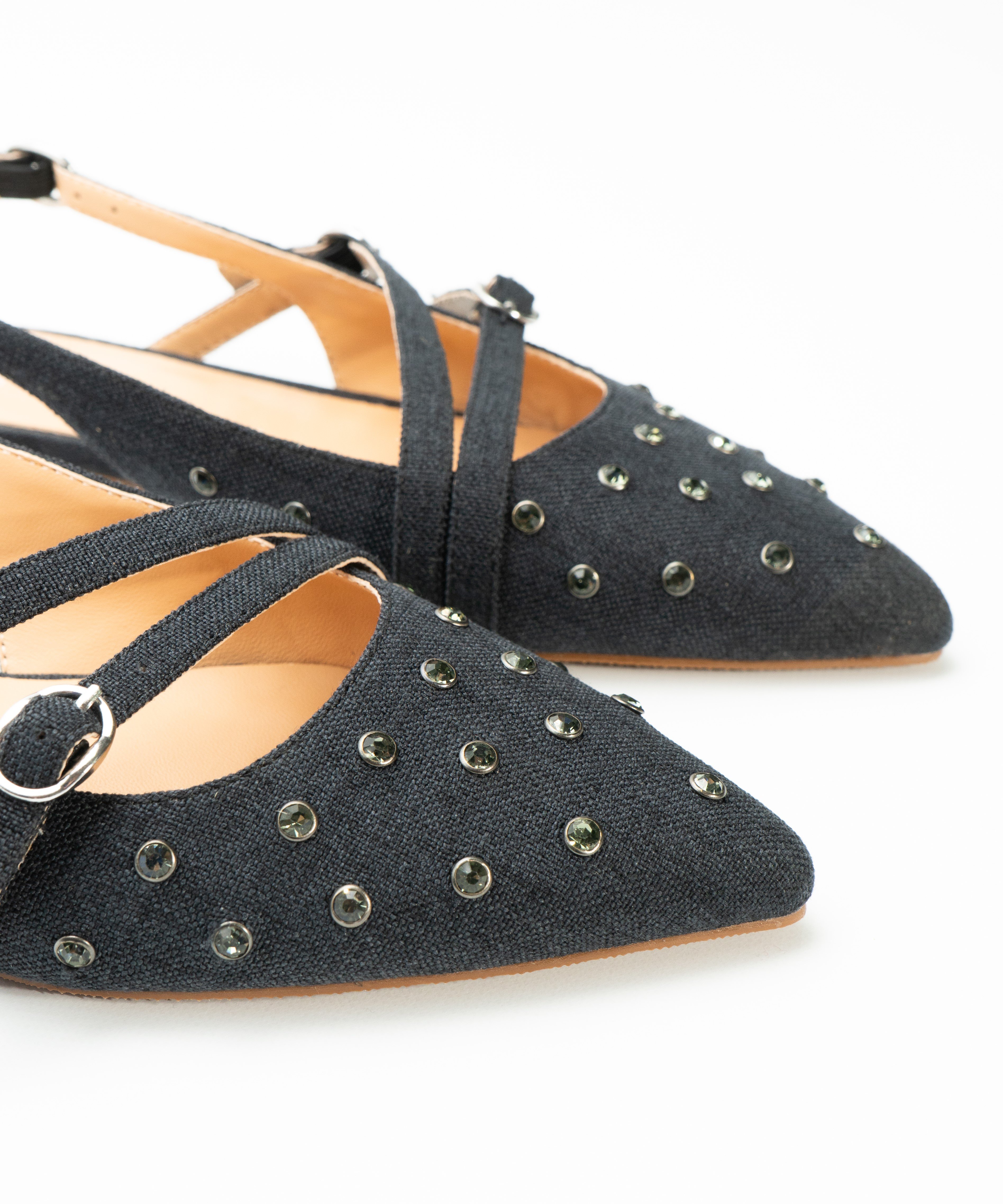 Sapato aberto atr&aacute;s cristal image number null